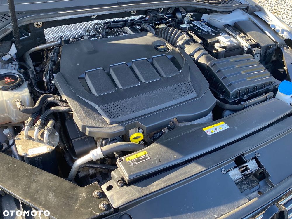 Volkswagen Passat - 5