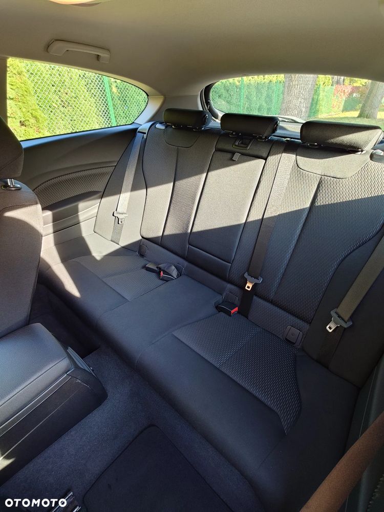 BMW Seria 1 118i Advantage - 6