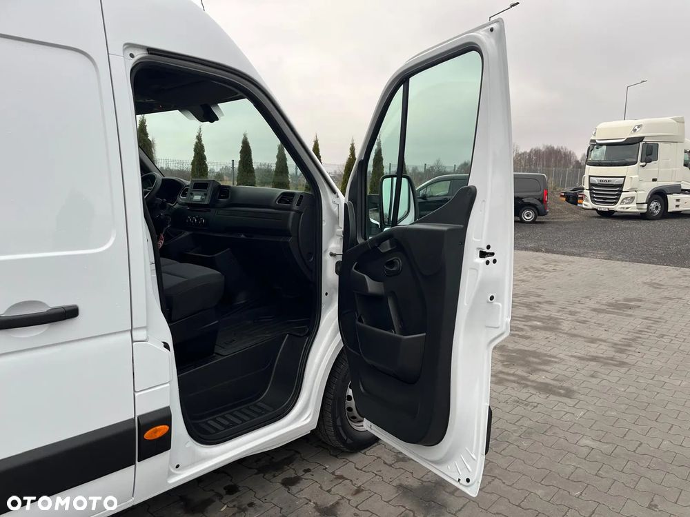 Renault Master 2.3 / DOSTAWCZY / POLEASINGOWY / 2024 / GWARANCJA / SALON PL - 18