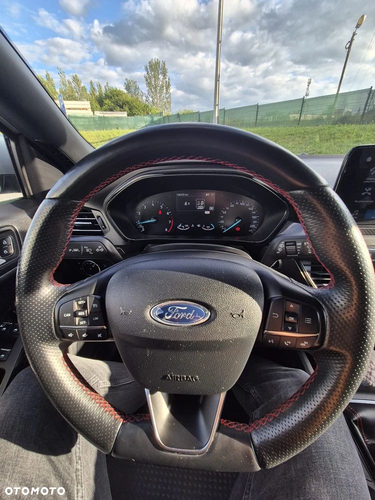 Ford Focus 1.5 EcoBoost Trend Sport ASS - 3