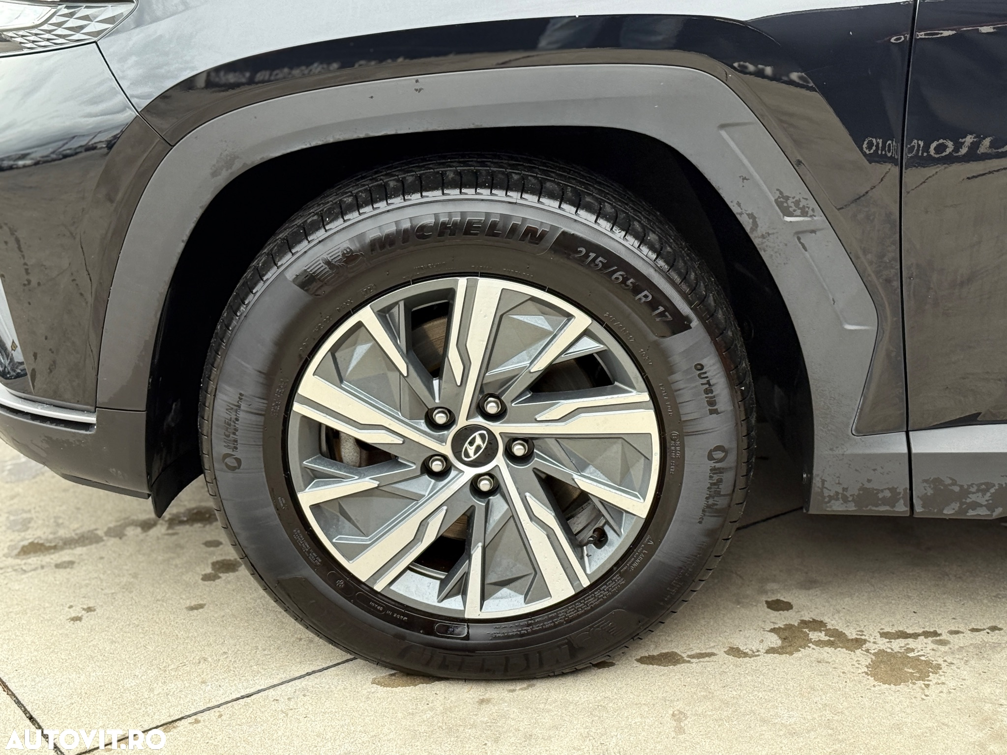 Hyundai Tucson 1.6 T-GDi HEV 2WD Select - 26