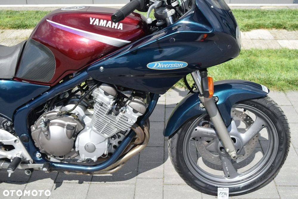 Yamaha XJ - 8