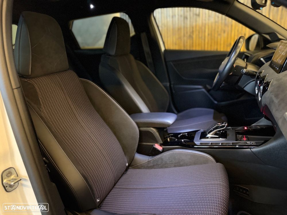 DS DS3 E-TENSE PERFORMANCE LINE + - 37