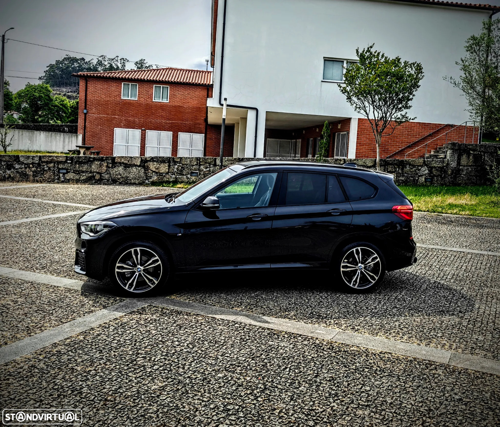 BMW X1 20 d sDrive Line Pack M - 20