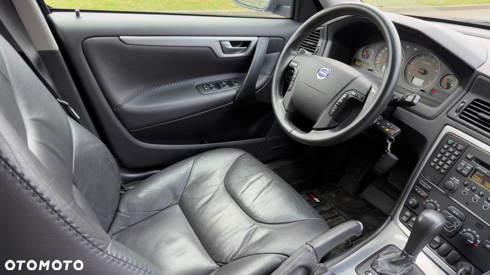 Volvo XC 70 D5 AWD Ocean Race - 24