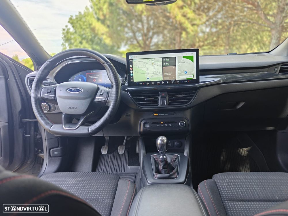 Ford Focus 1.0 EcoBoost MHEV ST-Line - 23