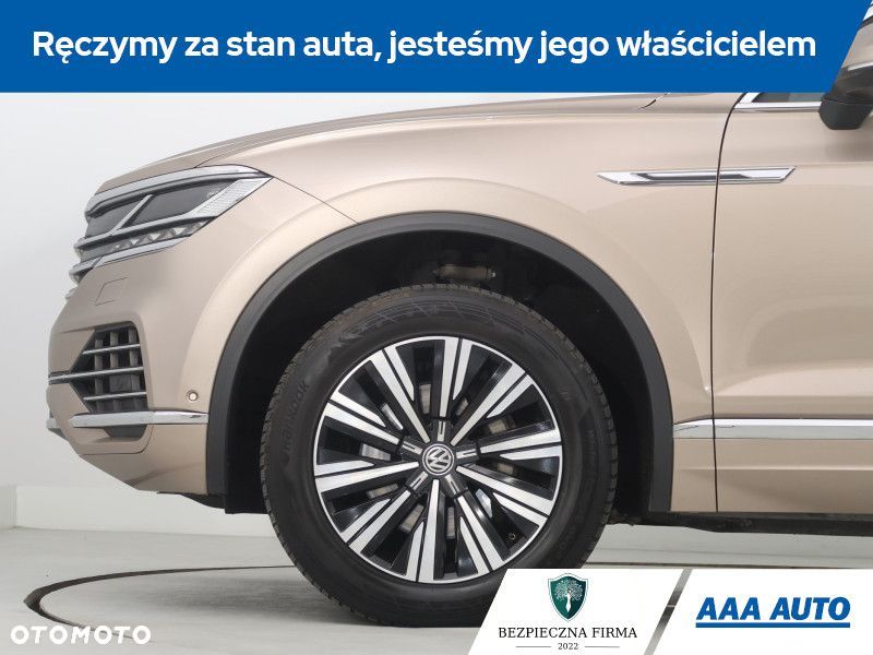 Volkswagen Touareg - 17