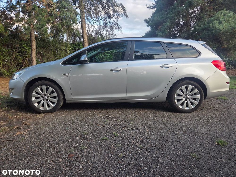 Opel Astra 1.4 Turbo ecoFLEX Start/Stop 150 Jahre - 8