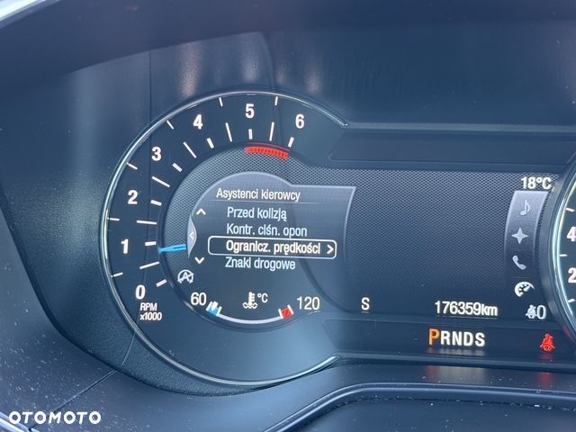 Ford Mondeo 2.0 EcoBlue Titanium - 29