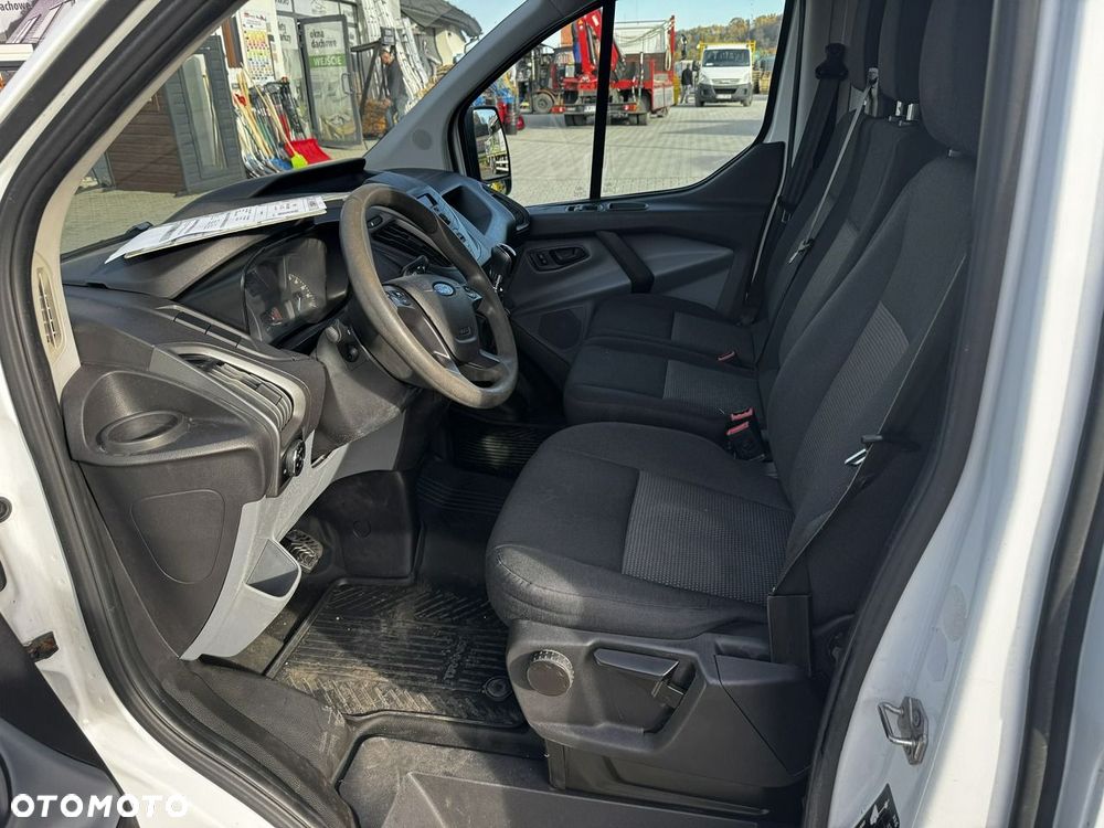 Ford Transit Custom - 9