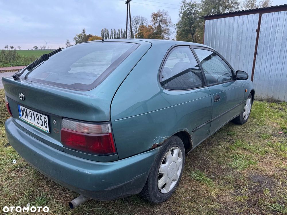 Toyota Corolla - 4