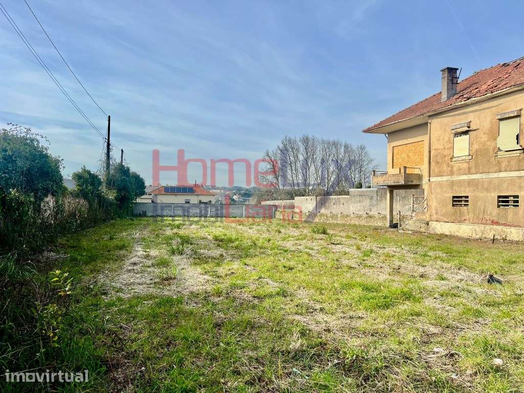 Terreno Urbano em Campanhã - Grande imagem: 2/13