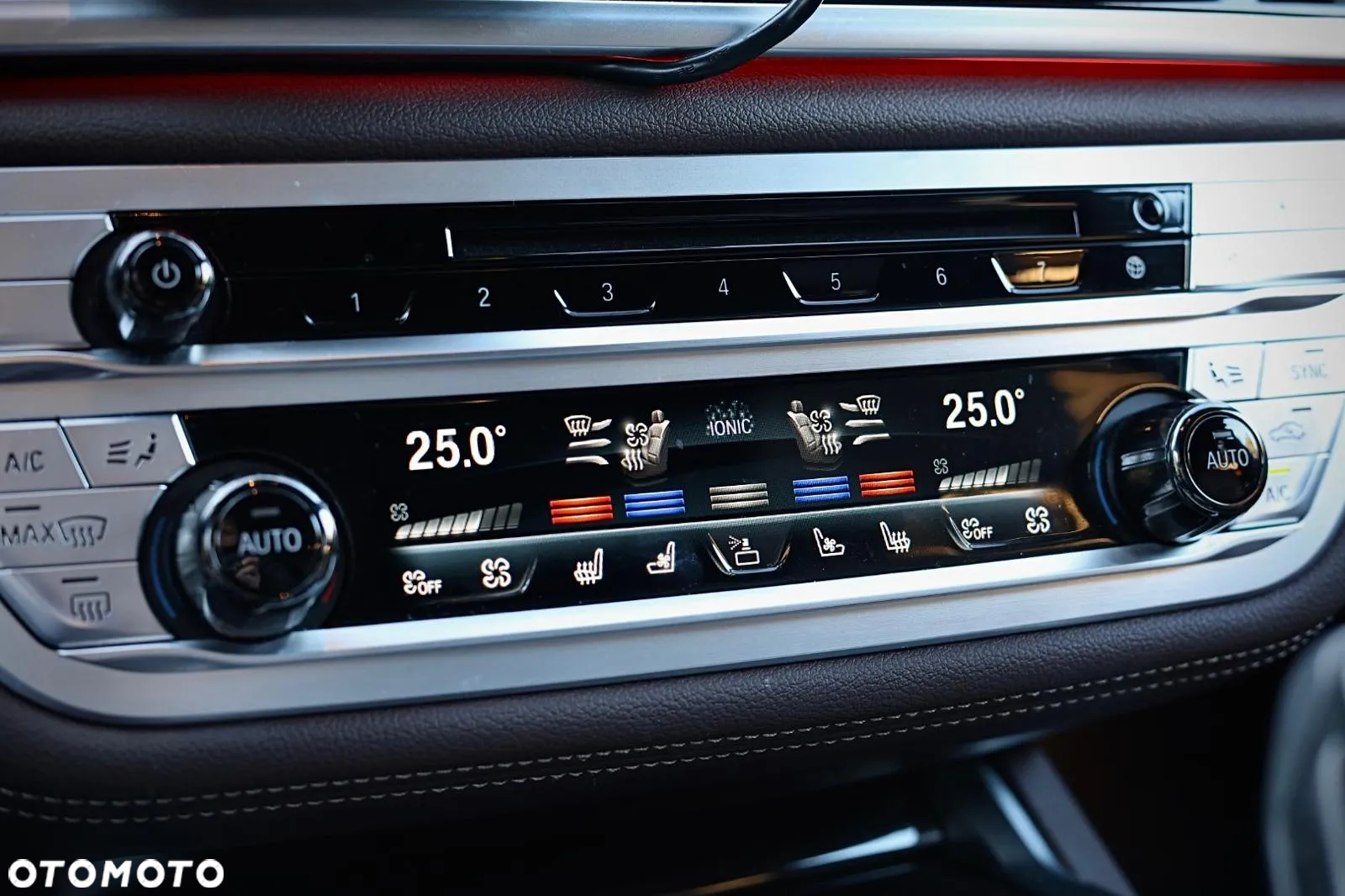 BMW Seria 7 740Ld xDrive sport - 22
