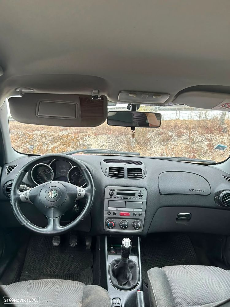 Alfa Romeo 147 1.6 TS - 7
