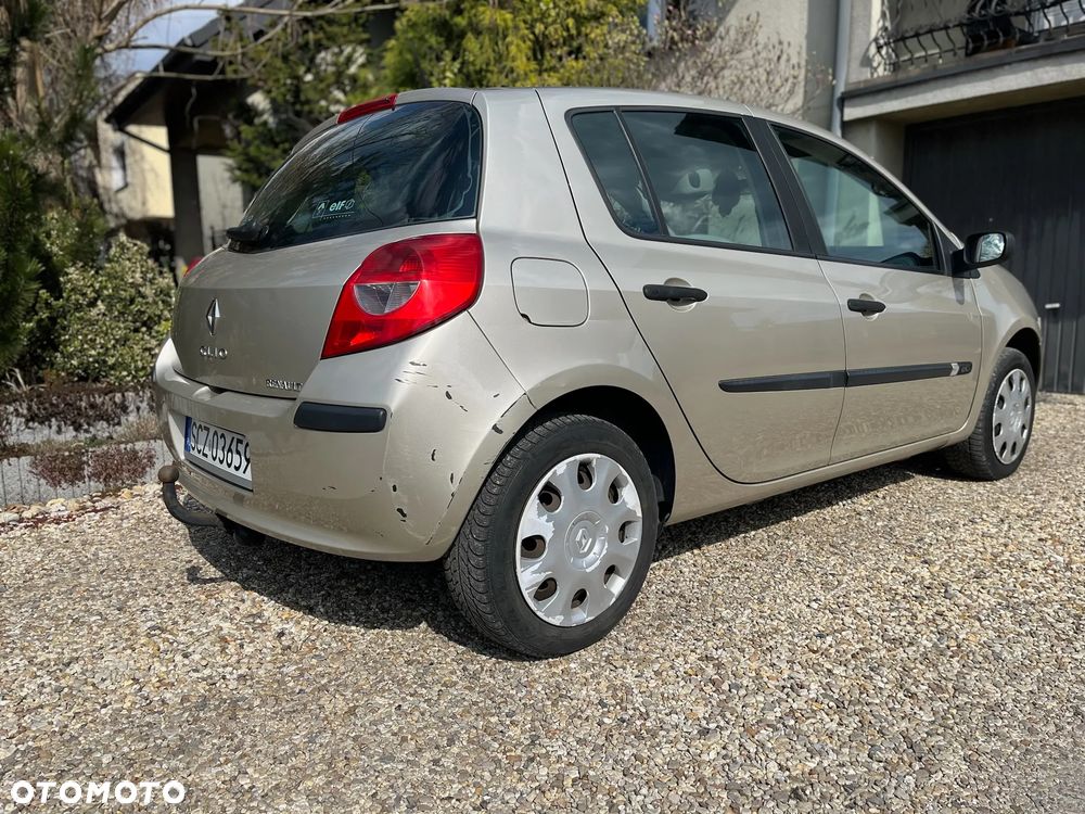 Renault Clio 1.5 dCi Edition Dynamique - 4