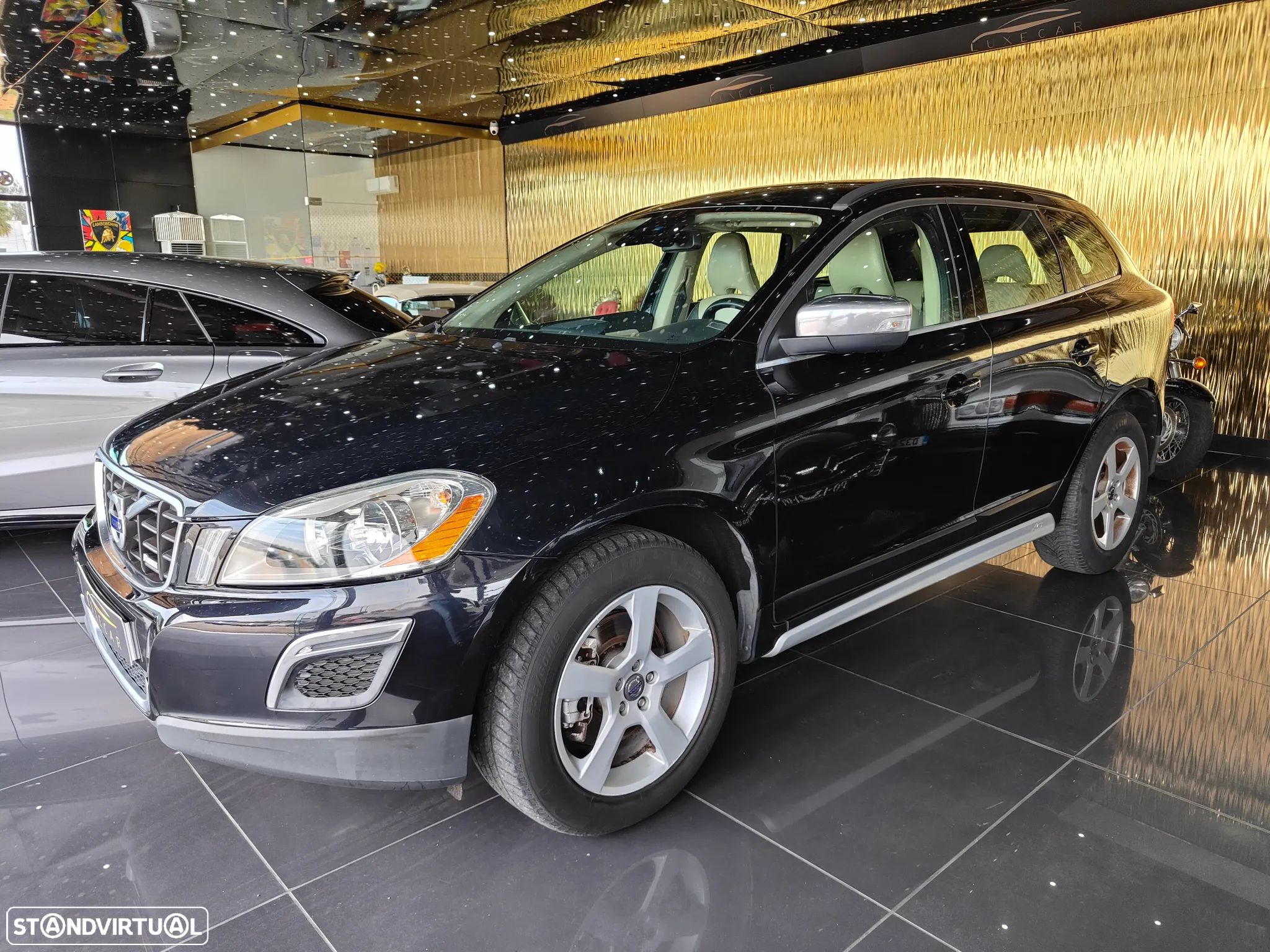 Volvo XC 60 2.4 D5 R-Design AWD Start/Stop - 1