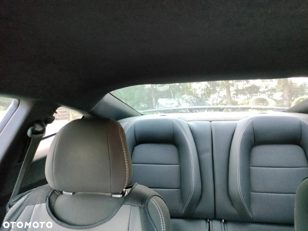 Ford Mustang 3.7 V6 - 18