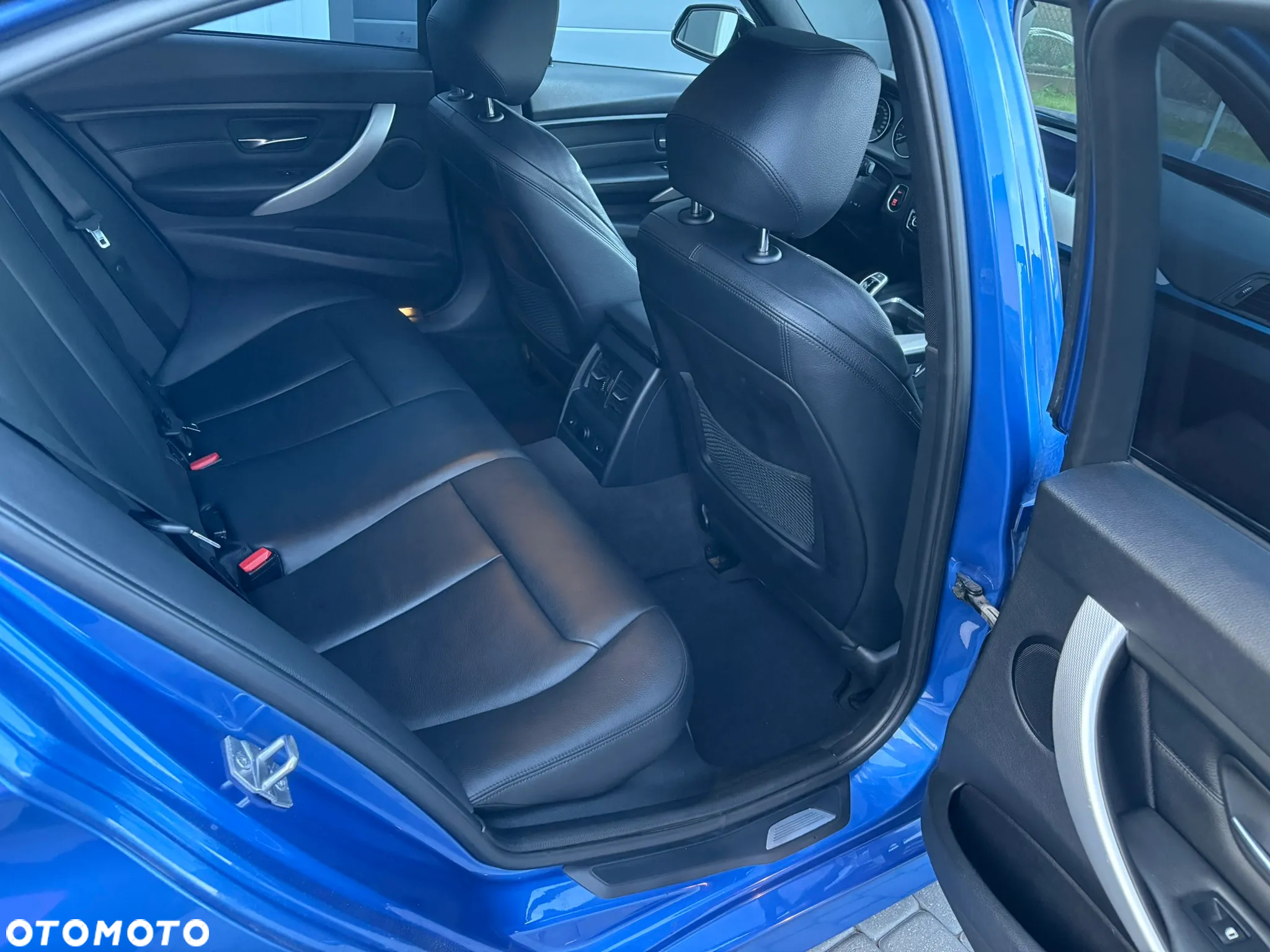 BMW Seria 3 335i xDrive M Sport - 24