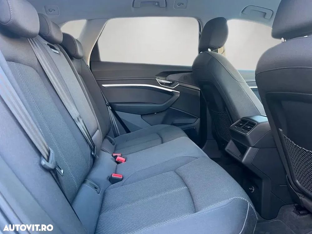 Audi e-tron 50 quattro - 17