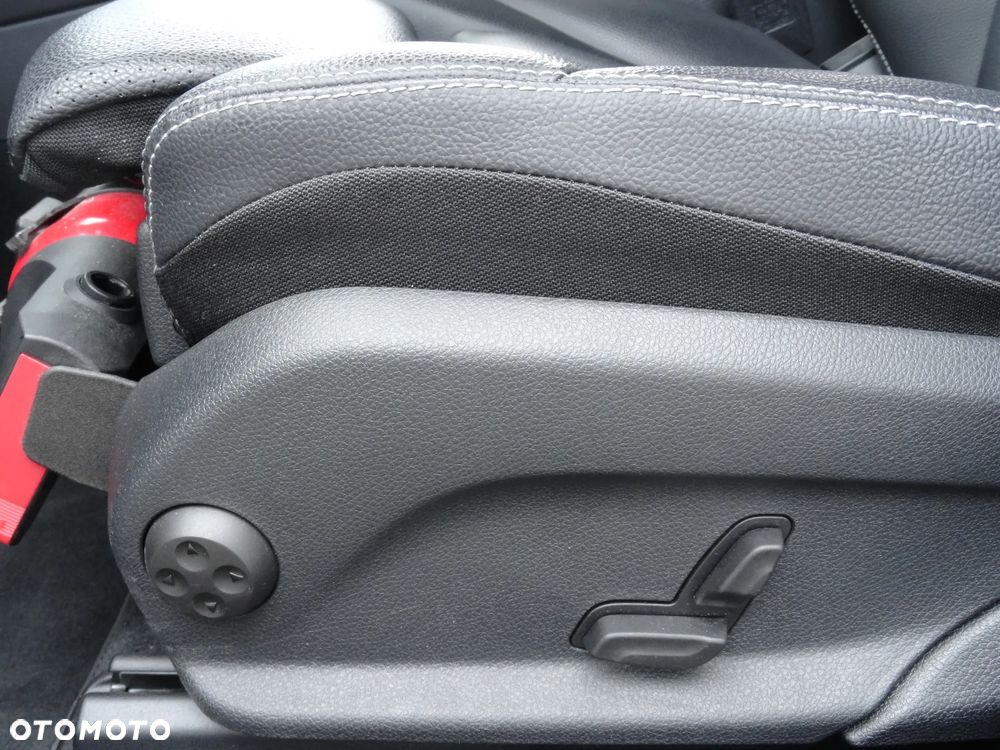 Mercedes-Benz GLC 220 d 4-Matic - 25