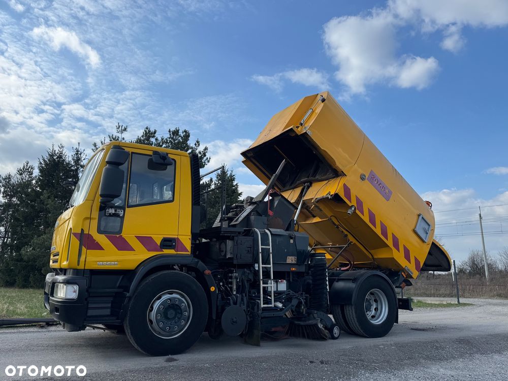 Iveco Eurocargo 180e25 zamiatarka Johanston VT800 - 1