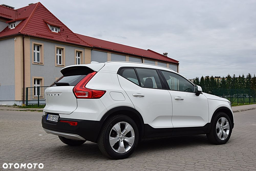 Volvo XC 40 T3 Geartronic Momentum Pro - 7