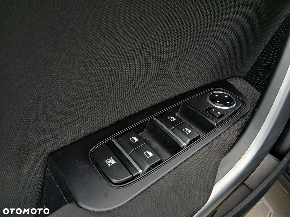 Kia Ceed 1.5 T-GDI M - 13
