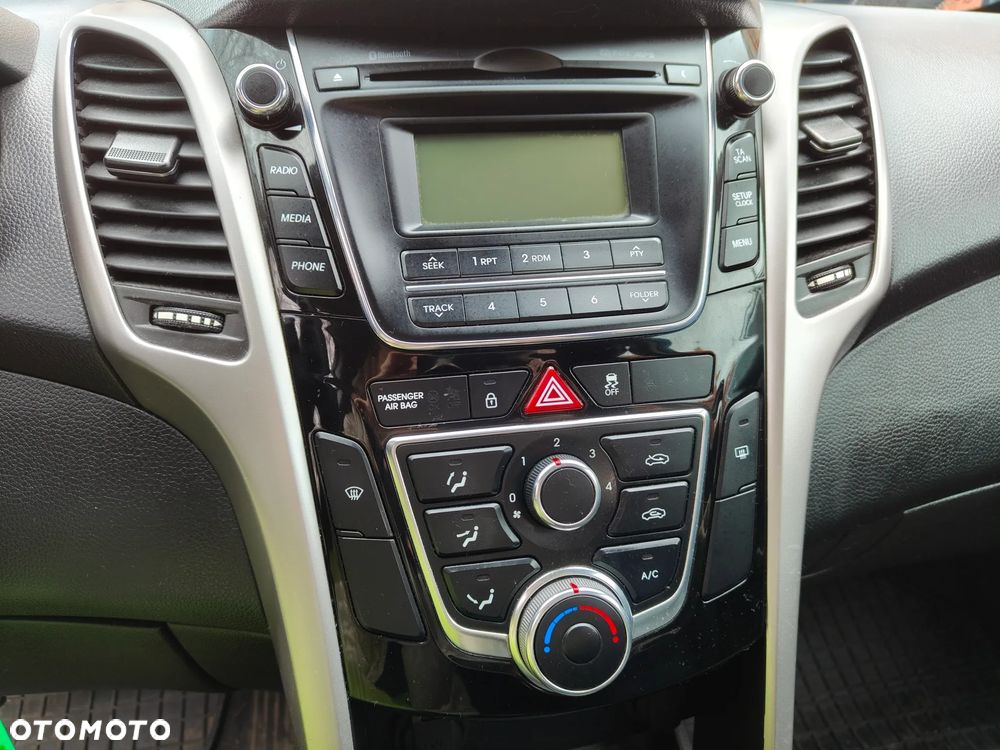 Hyundai i30 1.6 CRDi Classic - 8