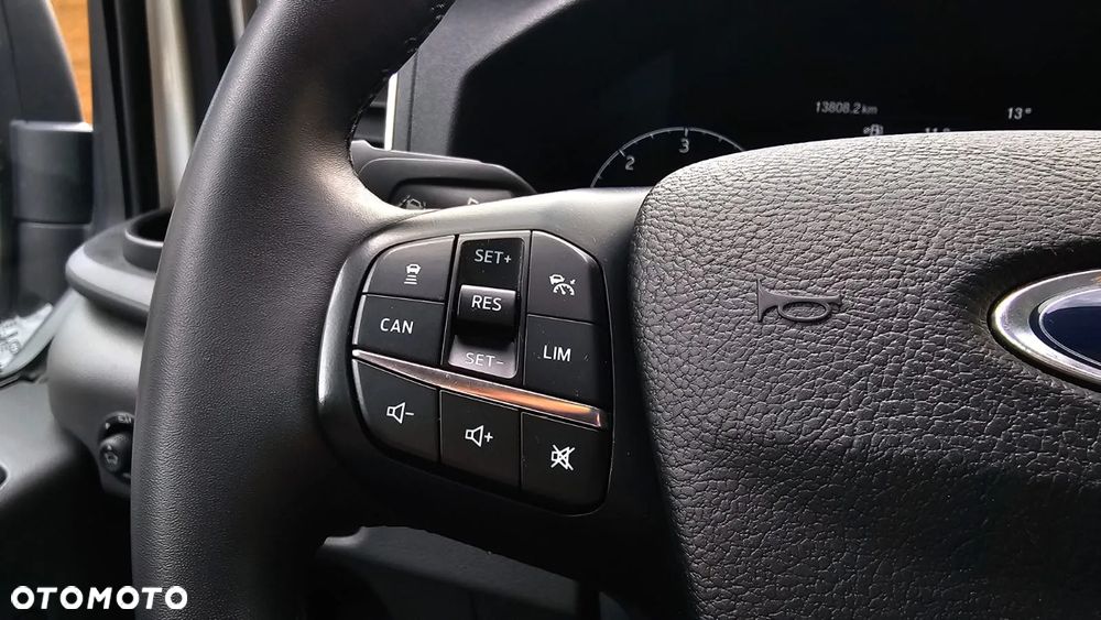 Ford Transit - 24