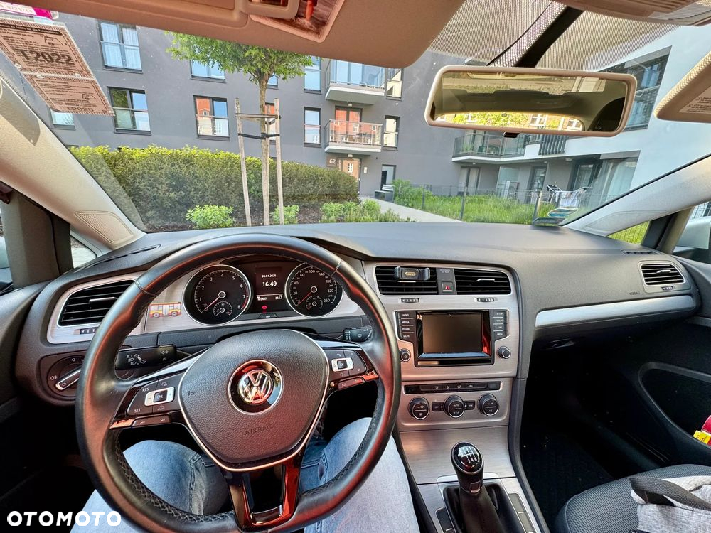 Volkswagen Golf VII 1.2 TSI BMT Comfortline - 3