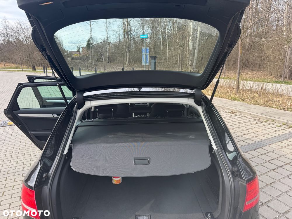 Audi A4 Avant - 9