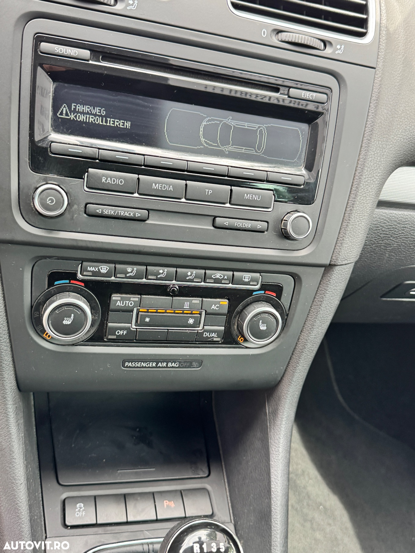 Volkswagen Golf - 12