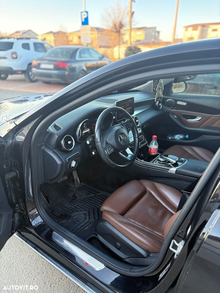 Mercedes-Benz C - 4