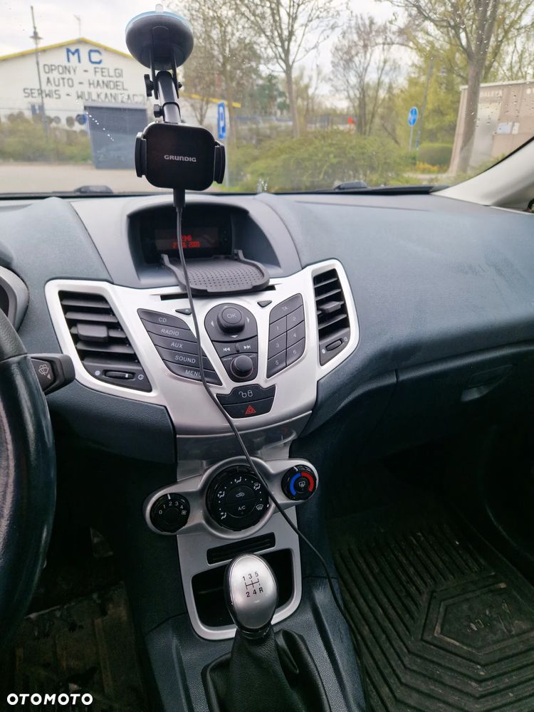 Ford Fiesta 1.6 Ti-VCT Ghia - 6