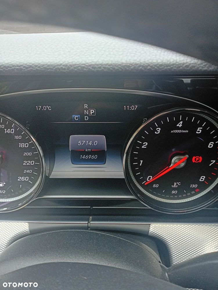 Mercedes-Benz Klasa E 200 9G-TRONIC - 3