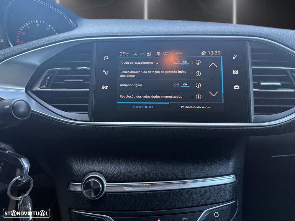 Peugeot 308 SW - 9