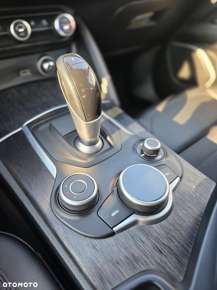 Alfa Romeo Stelvio 2.0 Turbo Super Q4 - 32
