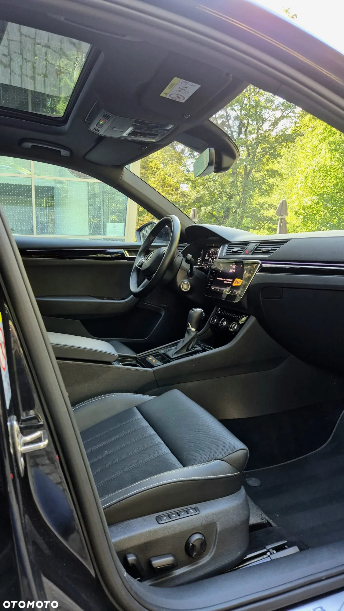 Skoda Superb 2.0 TDI SCR 4x4 L&K DSG - 7