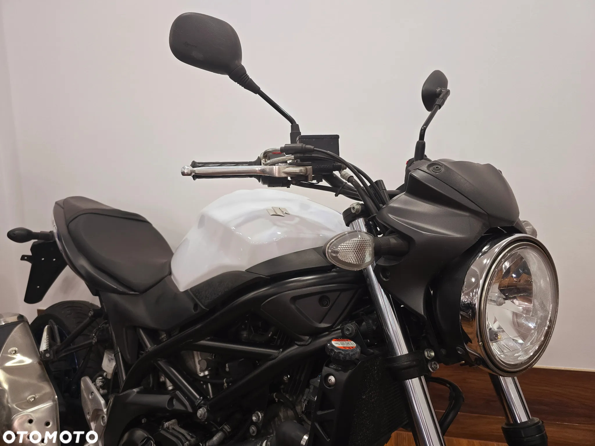 Suzuki SV - 10