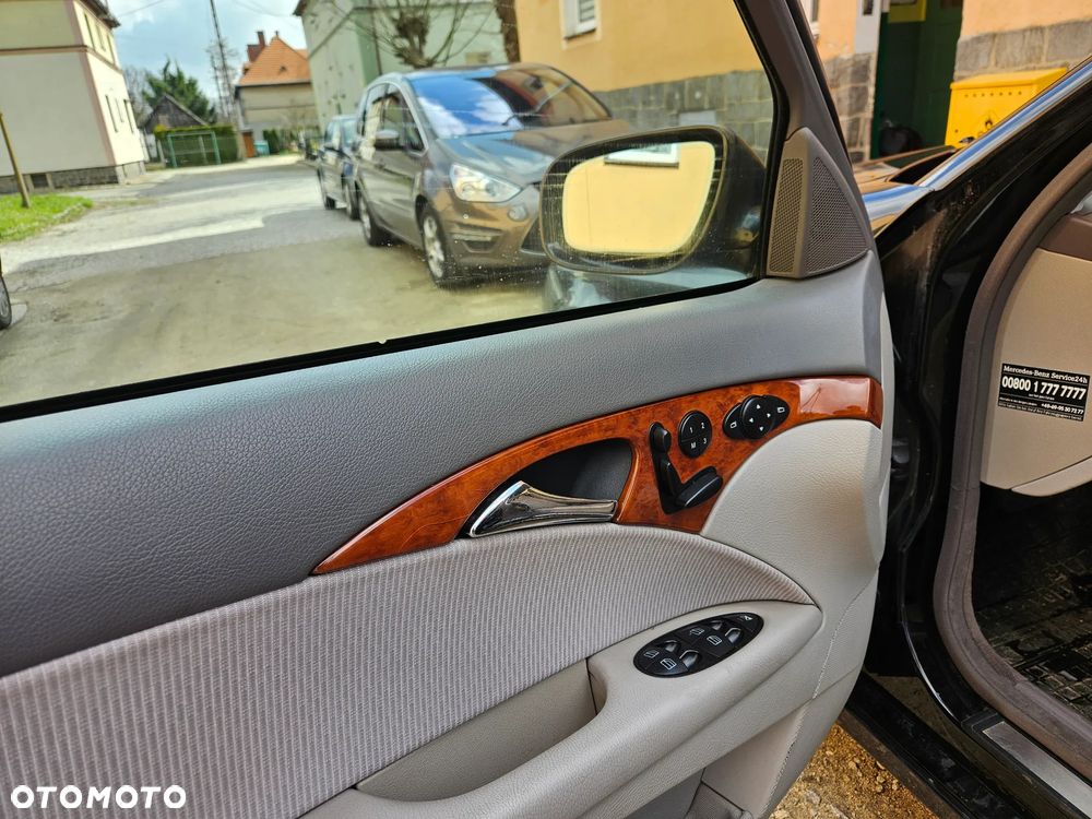 Mercedes-Benz Klasa E 200 Kompressor Automatik Classic - 9