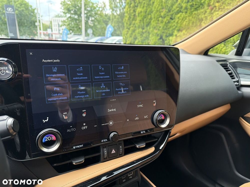 Lexus NX - 27