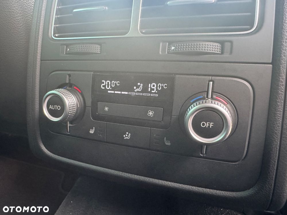 Volkswagen Touareg 3.0 V6 TDI BMT - 24