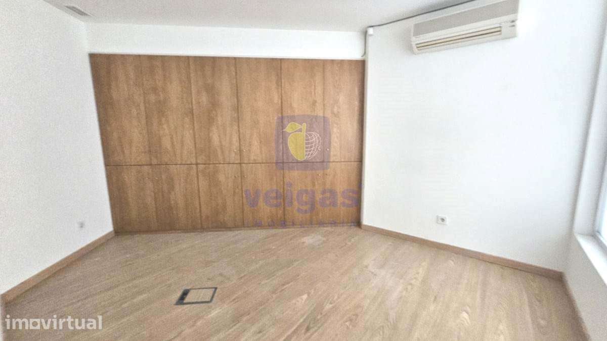 Loja no Centro de Caldas da Rainha - Grande imagem: 3/9