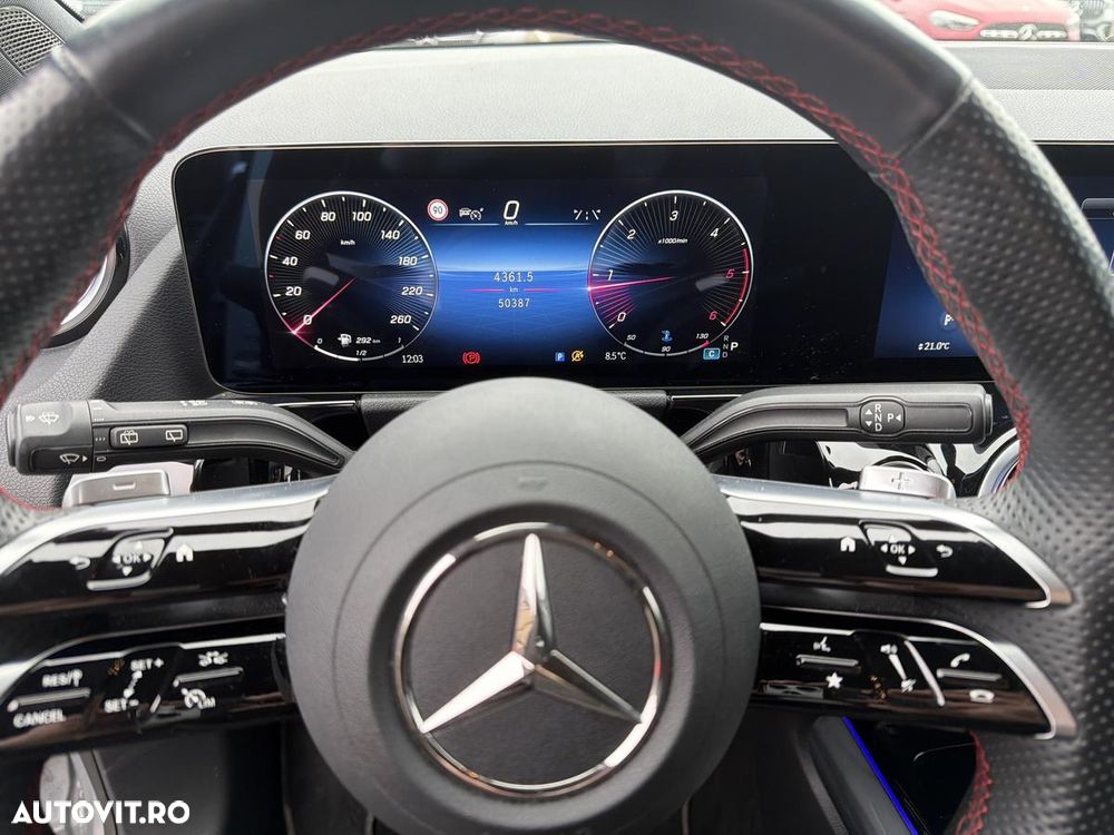 Mercedes-Benz GLA 200 d 4MATIC Aut. - 12