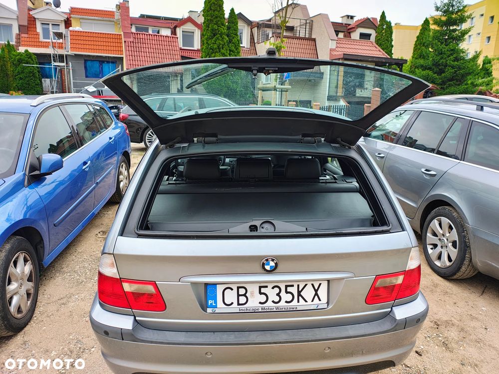 BMW Seria 3 330d - 24