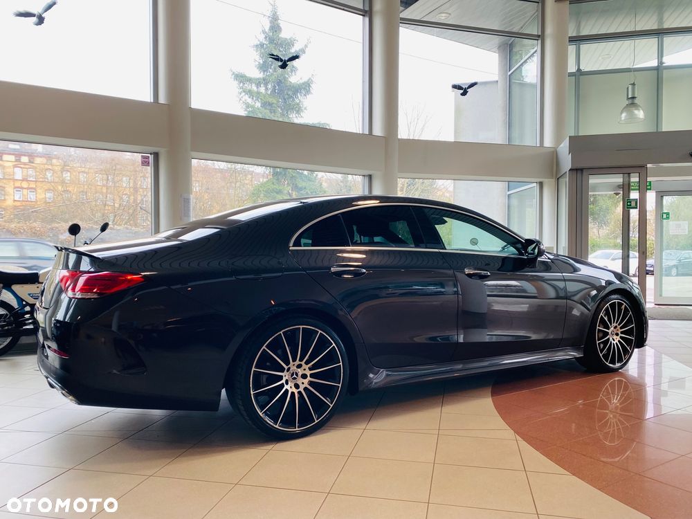 Mercedes-Benz CLS - 10