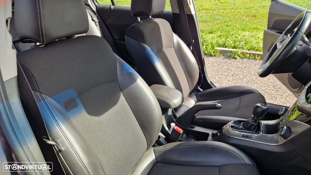 Chevrolet Cruze SW 1.7 VCDi LTZ - 14