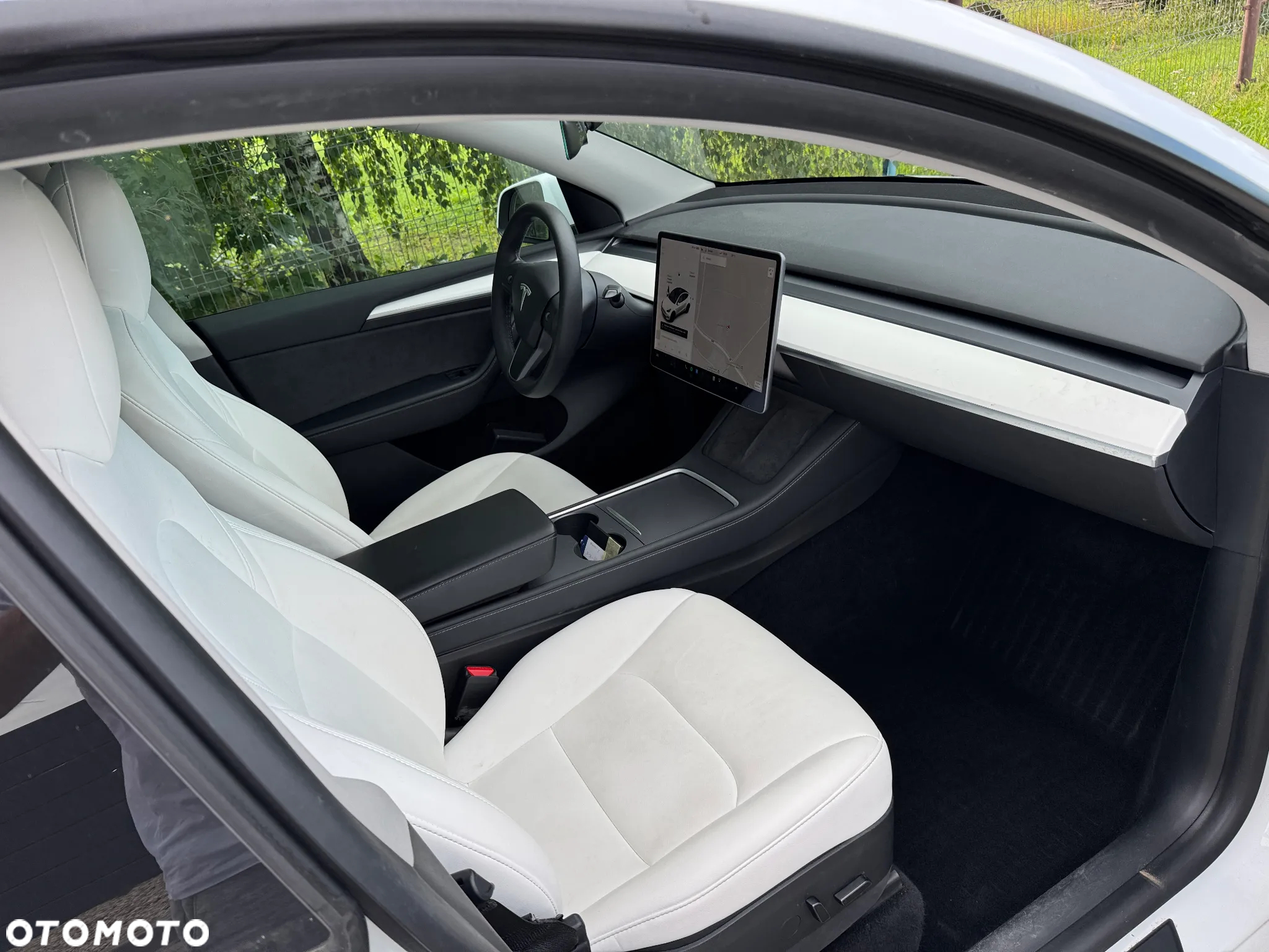 Tesla Y Model Long Range Dual Motor AWD - 9
