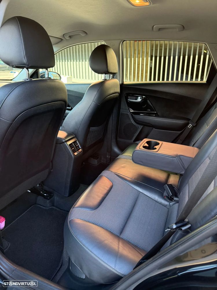 Kia Niro 1.6 GDi HEV - 17
