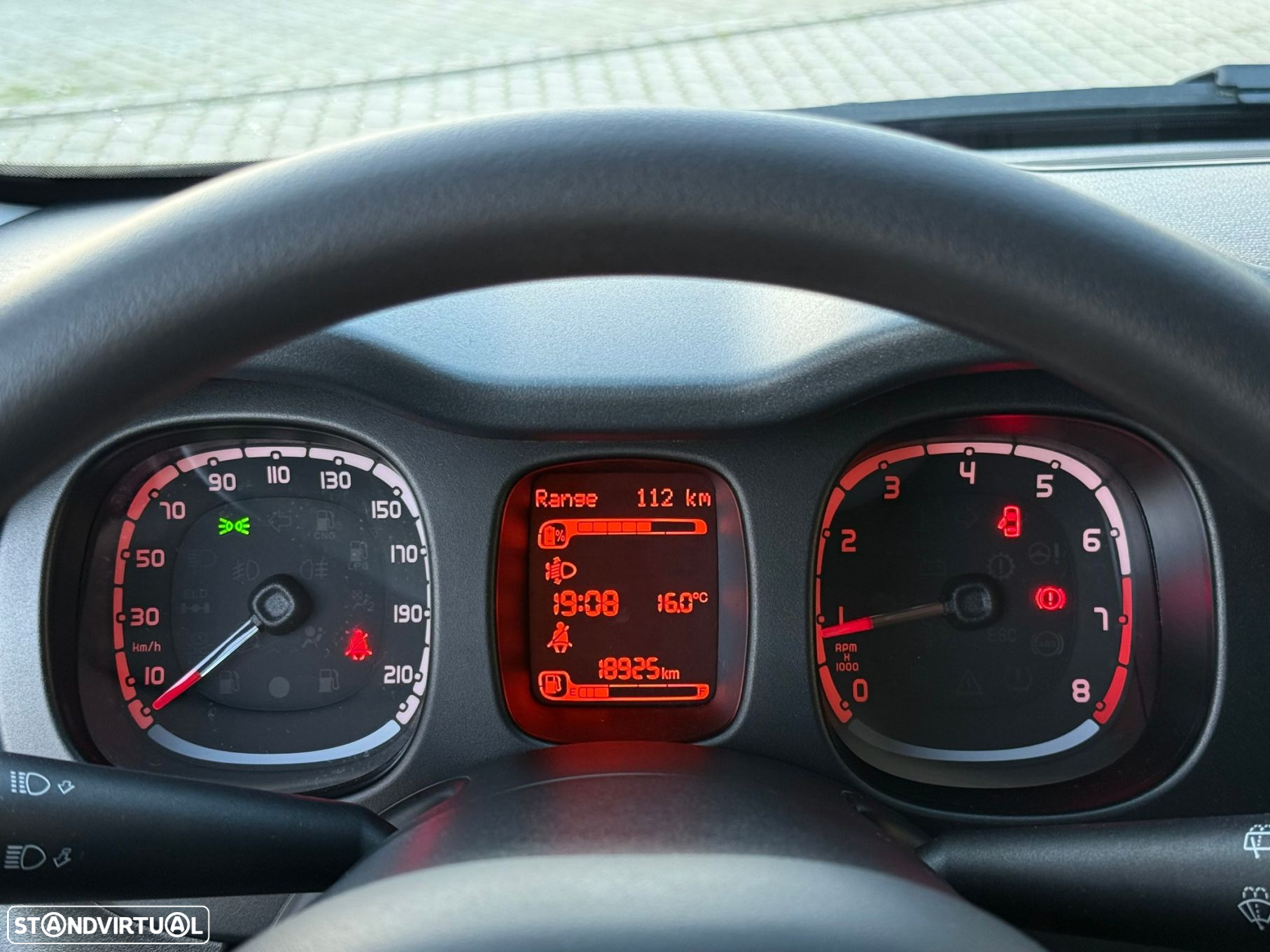 Fiat Panda 1.0 Hybrid City Cross - 11